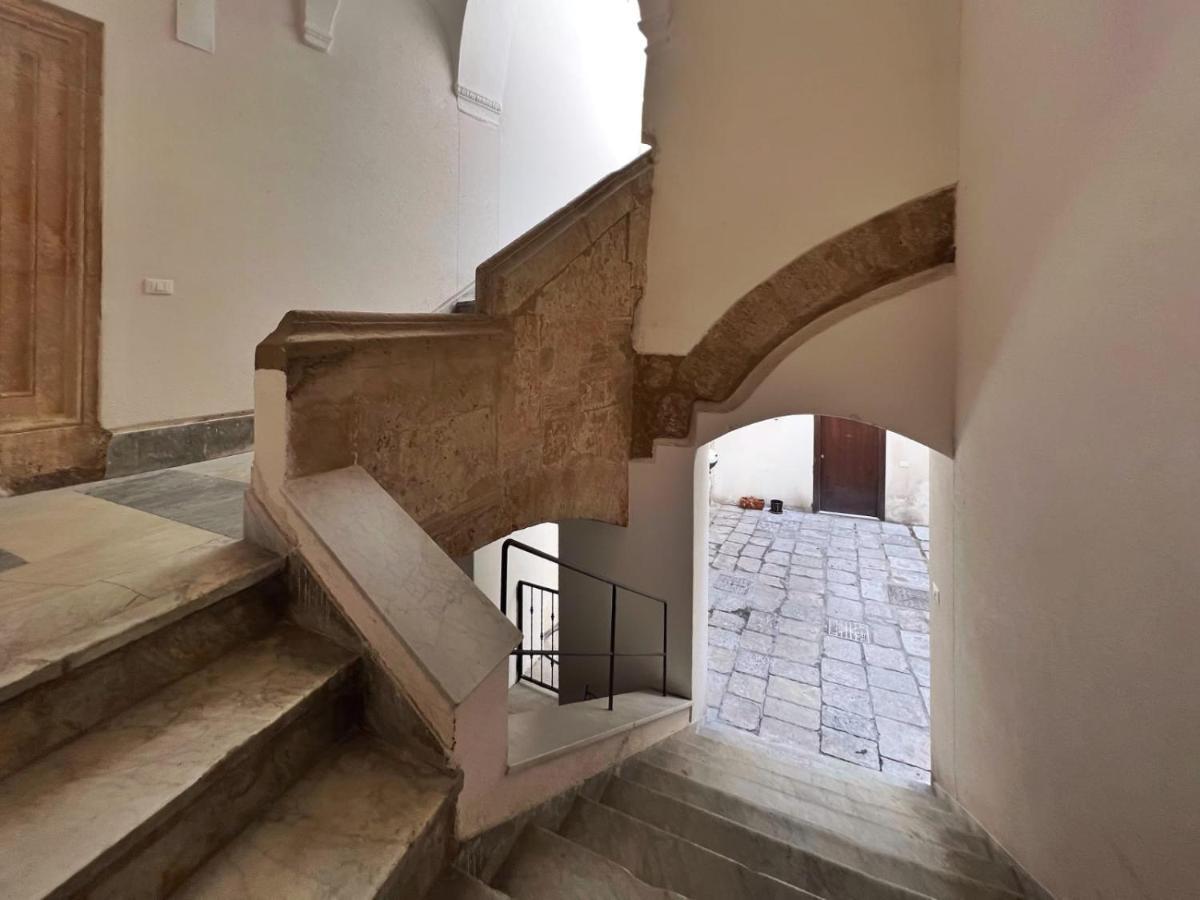 Sant'Andrea - Luxury Rooms In Vucciria — Photos 3